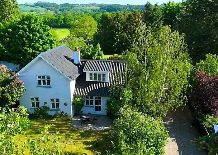 Semesterbostad Idyllic Overlooking Svanninge Hills
